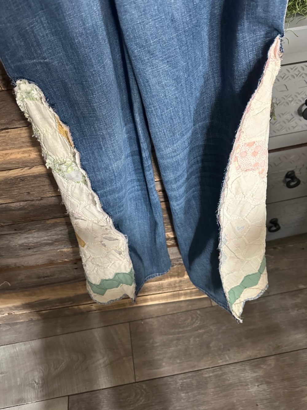 Denim upcycle vintage quilt Floral Patchwork Overalls - Picture 6 of 8